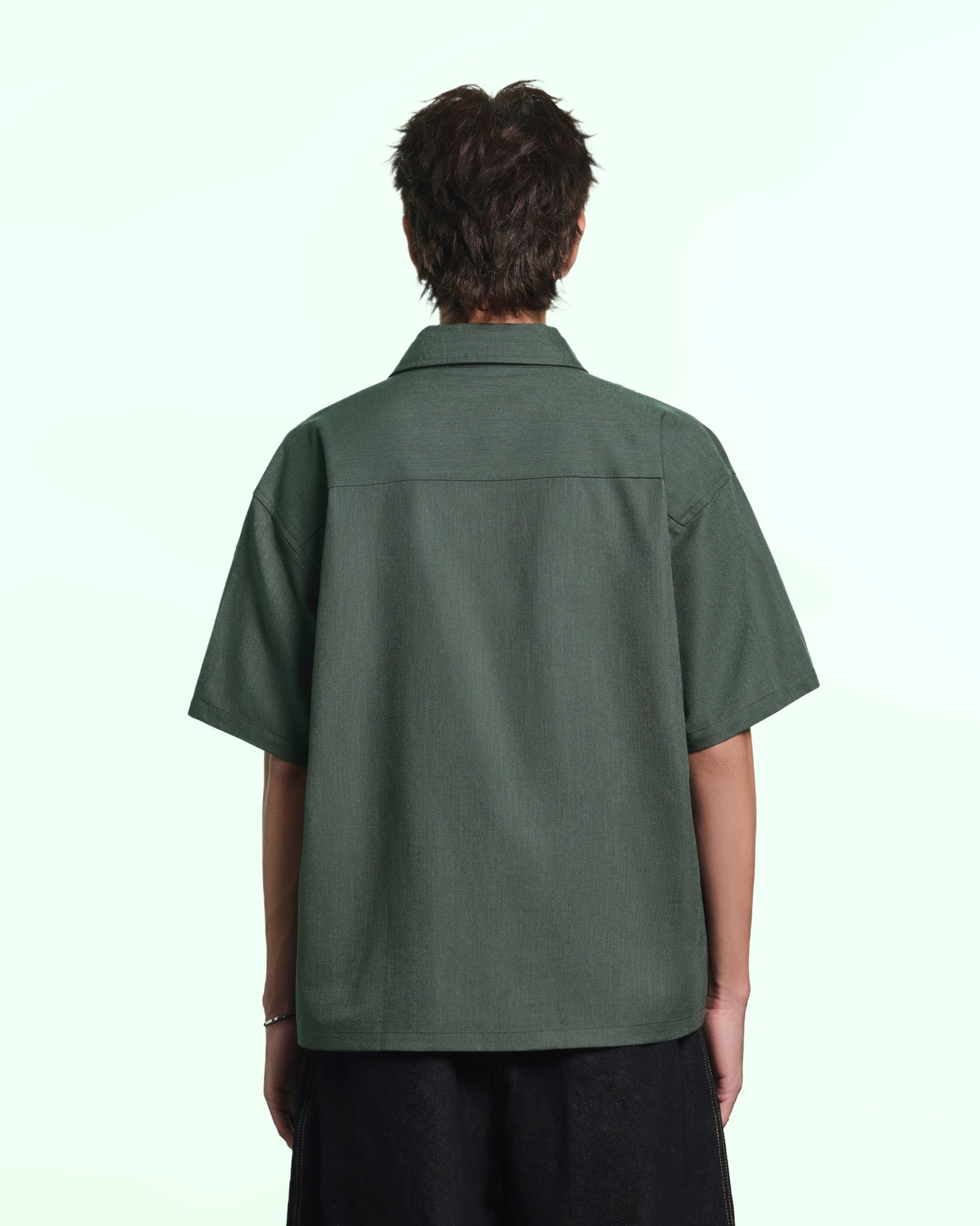 POCKET CUT-OUT SHORT SLEEVE SHIRT