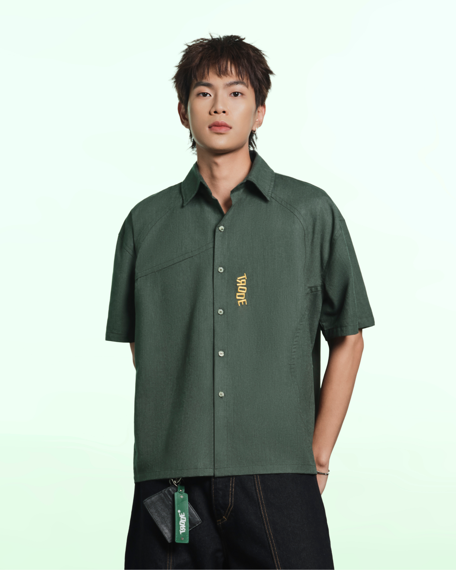 POCKET CUT-OUT SHORT SLEEVE SHIRT